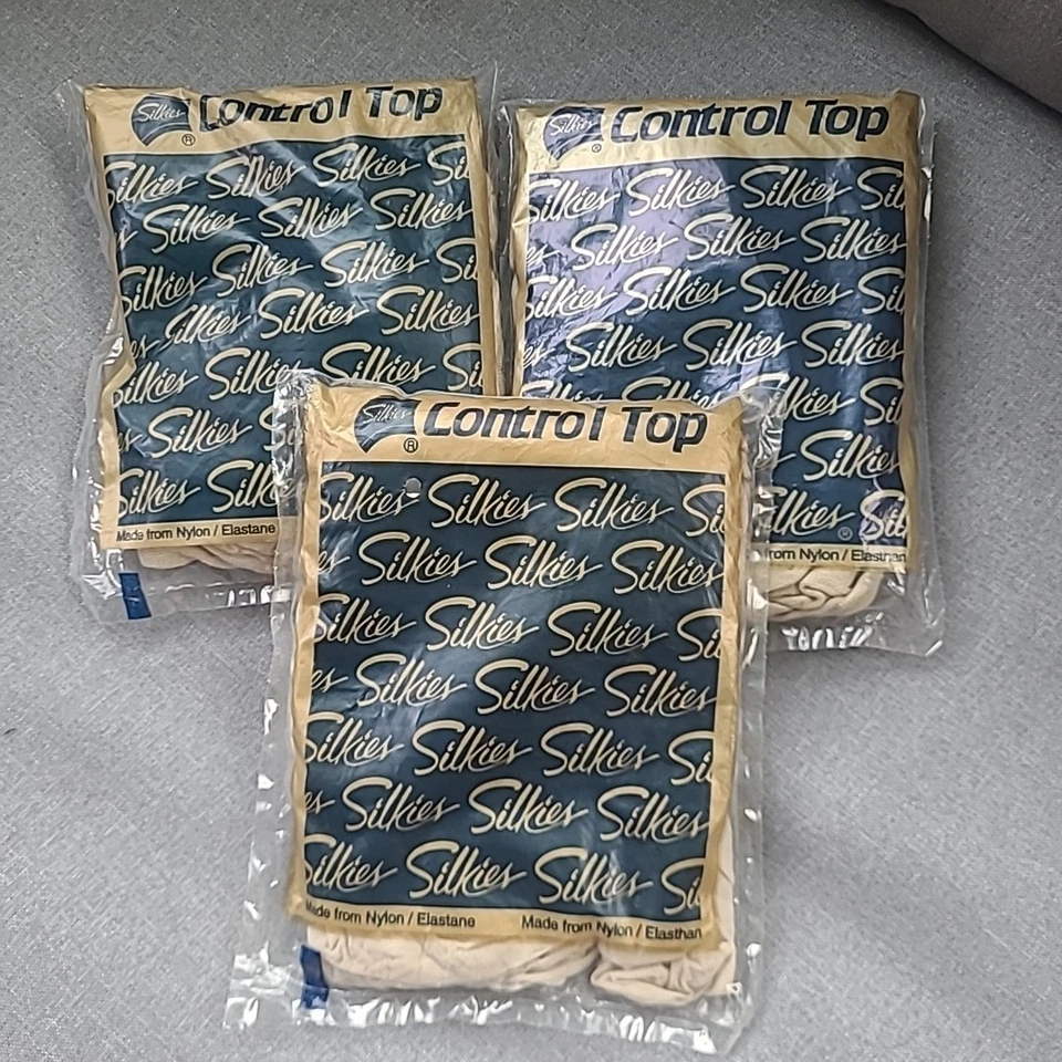 Silkies Control Top Nylon Pantyhose Size QUEEN Off White 070509 NOS