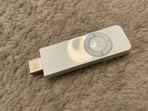 Apple iPod Shuffle 1st Generation 512MB /1GB READ DESCRIPTION PLEASE ref.512 - Picture 1 of 10