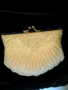 Valerie Stevens Abendtasche weiß Perlen - Bild 1 von 6