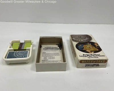 De colección 1972 Parker Brothers Waterworks Leaky Pipe Juego de Cartas IOB Foto 1 de 4