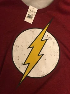 The Flash T-Shirt Gr. M BRANDNEU DC tiefrot mit kultigem Donnerbolzen mit Etikett - Bild 1 von 2