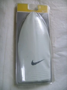 Bonnet de bain NIKE "Latex Dome Cap" gris clair neuf emballé - Picture 1 of 1