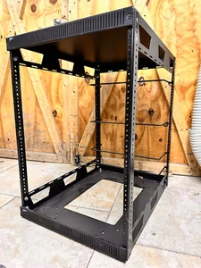 Middle Atlantic 14 RU Slim 5 Series 19-1/8" Rack Ancho, 26" Profundo 14 Espacio - Imagen 1 de 10
