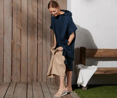 Tchibo Umzieh-Poncho Blau NEU - Bild 1 von 4