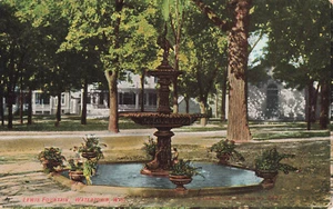 VINTAGE WATERTOWN WI POSTCARD LEWIS FOUNTAIN 1910 72622 R - Picture 1 of 2