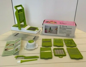 Mandolin Slicer Shredder Green  - Picture 1 of 8
