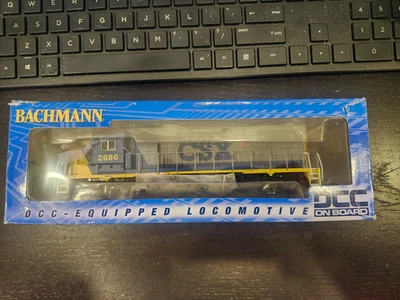 HO DCC ON BOARD BACHMANN CSX GP38-2 WARANTEE INFO INCLUDED - Image 1 of 4