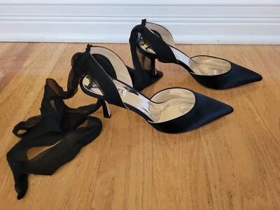 Zapatos de salón Badgley Mischka Blaze para mujer, negro satinado talla 9,5 Foto 1 de 4