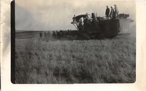 F42/ Occupational RPPC Postcard c1910 Farming Scene Combine 1 - Picture 1 of 4