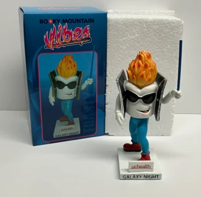 Toasty Mascot 2023 Rocky Mountain Vibes Star Wars Galaxy Night Bobblehead SGA Foto 1 de 4