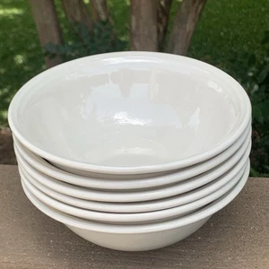 Oneida Culinaria 6 Discontinued 7 1/8” Soup Cereal Bowls - A La Mode (Cream) - Picture 1 of 16