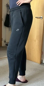 Nike Nike Women’s Joggers , Size L, Black Sweatpants with Logo. True To Size - Picture 1 of 4