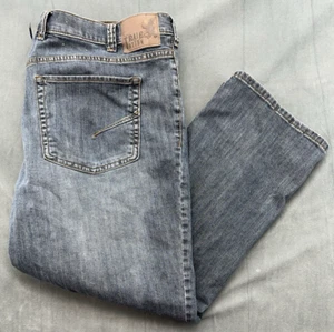True Nation Blue Jeans Men's 44x28 Athletic Fit Mid Rise Distressed Medium Wash - Picture 1 of 13