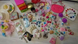 100+ TOYS GIRL BUNDLE FIGURES WATCH BONNETS SOFT TOYS AND MORE....(3.6) - Picture 1 of 5
