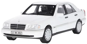 Mercedes-Benz W 202 - C Class Limousine C 200 Polar White 1:18 Boxed New - Picture 1 of 6
