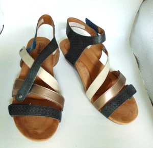 COBB HILL HOLLYWOOD 4STR Women Flat Sandals Size 10 W Blue - Picture 1 of 6