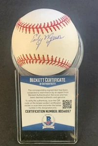 EARLY WYNN “Gus” AUTOGRAPHED RAWLINGS AMERICAN LEAGUE BASEBALL BECKETT - Picture 1 of 8