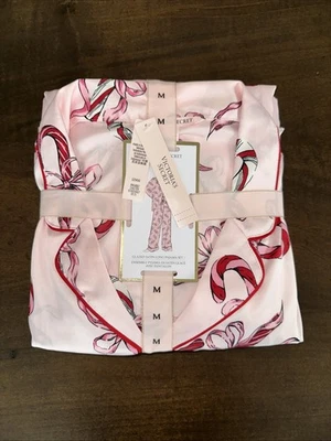 VS CONJUNTO DE PIJAMA LARGO SATINADO ESMALTADO ROSA FIRMA ESTAMPADO BASTONES/ARCOS DE CARAMELO TALLA M Foto 1 de 4