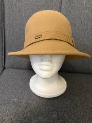 Sombrero Liz Claiborne Beige Cloche 100% Lana Estilo Ecuestre Foto 1 de 4