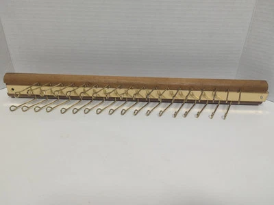 老式复古领带收纳器壁挂 36 钩木质黄铜 MCM 18.75 — 第 1/4 张图片