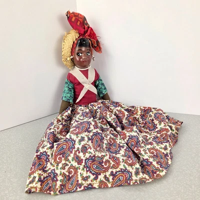 Muñeca de trapo de arte popular de la isla de colección cabeza de cerámica falda de cachemira sombrero de paja pendientes Foto 1 de 4