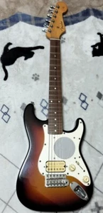 Amplificador Fender ST-CHAMP Usado Con Funcionamiento Confirmado Sin Estuche - Imagen 1 de 5