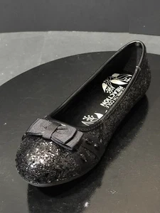 Neu Kenneth Cole Reaction UP AND A-MAY GL schwarze Ballerinas Größe US 2 / EUR 34 - Bild 1 von 9