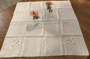 VTG Italian Linen Table Topper 23 X 24" Ecru Cut Work & Embroidery- - Picture 1 of 10