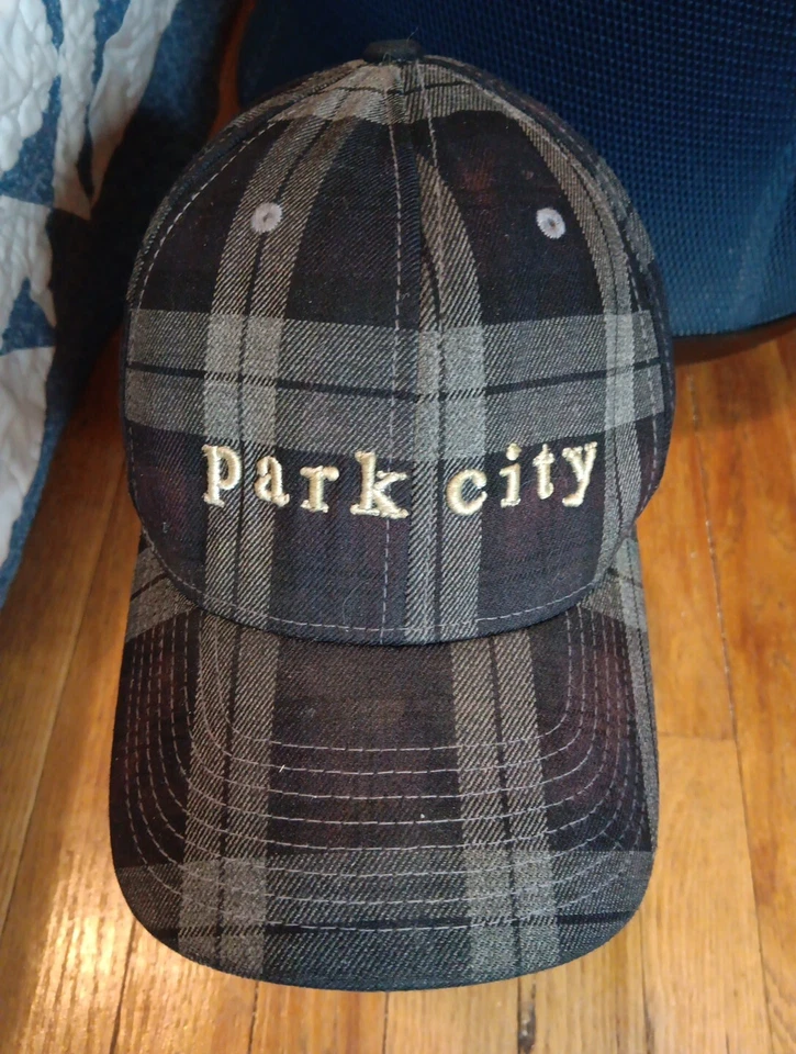 Rare Park City Utah Plaid Fitted Cap Hat Embroidered FlexFit Size S - M YUPOONG - Image 1 of 4