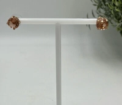 Pendientes Kate Spade Rise & Shine Light melocotón oro rosa brillante tachuelas Foto 1 de 4