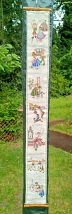 VINTAGE DUTCH EMBROIDERY LONG WALL HANGING. CHILDREN'S GAMES THEME. 47" x 5" - Picture 1 of 9