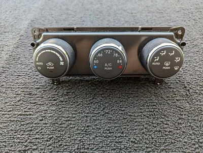 2011-13 Jeep Wrangler AC Heater Automatic Temperature Control - FREE SHIPPING - Image 1 of 4
