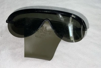 Óculos de sol vintage American Optical Company AO Pilot 1966 datado com estojo original - Imagem 1 de 4