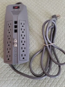 Stratitec S5202A Power Surge Protector - Picture 1 of 3