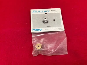VINTAGE TRAXXAS 1687 16 tooth Pinion gear 32 Pitch RADIACATOR TRX-10 BULLET RARE - Picture 1 of 3