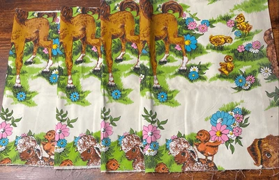 Lote de 4 piezas vintage de paneles de tela de animales de granja caballo cordero pollitos flores 25x16 Foto 1 de 4