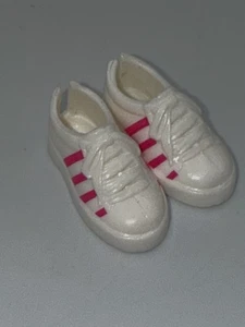 BASKETS MATTEL BLANC ROSE RAYURES BARBIE SKIPPER'S FASHIONISTAS FASHION SHOES - Photo 1/7