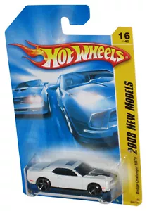 Hot Wheels 2008 New Models 16/40 White Dodge Challenger SRT8 Toy Car 016/196 - Picture 1 of 1
