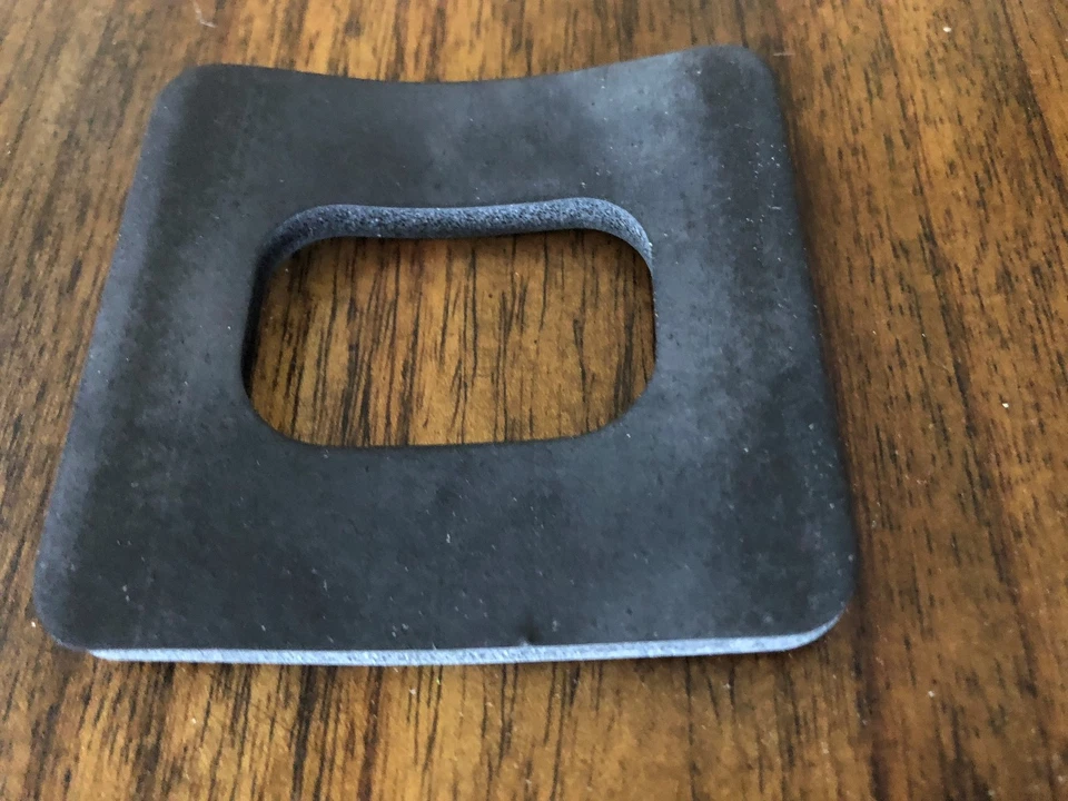 宝马 /2 R69 R60 R50 全新方形电池垫 86x80x5 毫米 — 第 1/1 张图片