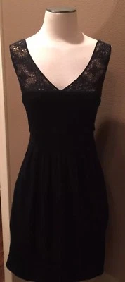 Vestido Cynthia Steffe 10 M Negro Cuello en V Sin Mangas con Corpiño de Encaje Foto 1 de 4