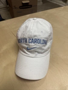 Nike Heritage86 UNC North Carolina Tar Heels Hat Strapback White Blue - Picture 1 of 6