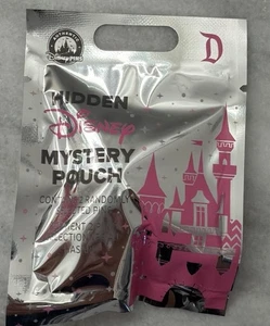 Bolsa Mickey oculta Disneyland 2025 sellada onda B (2 prendedores)  - Imagen 1 de 1