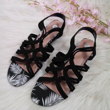 dress barn flip flops