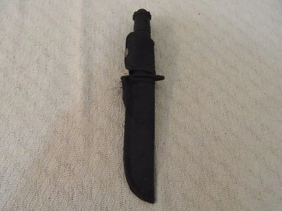 Cuchillo y funda Columbia Shuang Rong Company negro 6" hoja mango de goma 34185 Foto 1 de 4