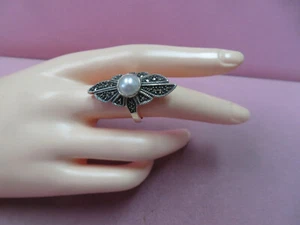 Judith Jack Sterling Silver Marcasite Pearl Ring Size 7.75 - 8.86 Grams - Picture 1 of 10