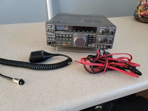 KENWOOD TS 440S HF TRANSCEIVER W/ ANTENNA TUNER - Zdjęcie 1 z 14