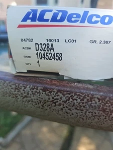 Genuine OEM ACDelco Distributor Cap and Rotor Kit D328A D465 Vortec 4.3L - Picture 1 of 3