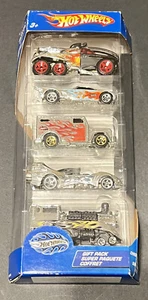 Paquete de 5 Hot Wheels Chrome Burnerz 2004 paquete de regalo vagones de tren cromados camiones nuevo de stock - Imagen 1 de 2