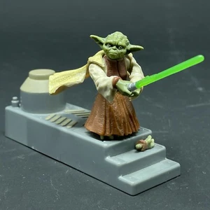 Star Wars Yoda - Spinning Attack Revenge of the Sith Collection #26 Hasbro 2005 - Imagen 1 de 9
