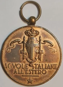 ITALY / Medal Scvole Italiane All'Estero,Vittorio Emanuele III !! - Picture 1 of 2